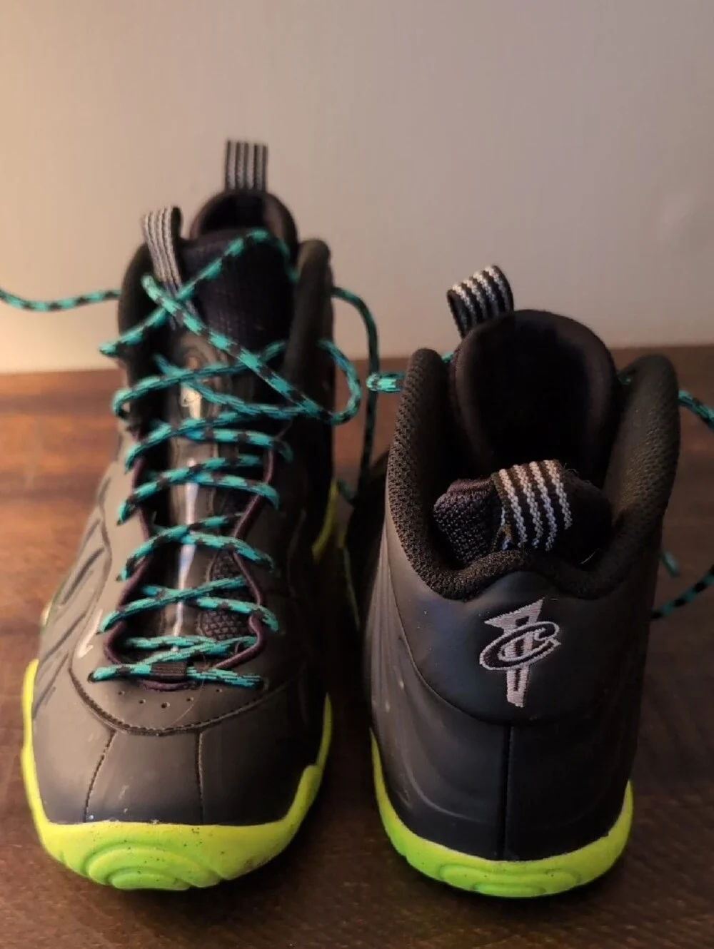 Boys Athletic High-Top Sneakers in Black with Teal Laces